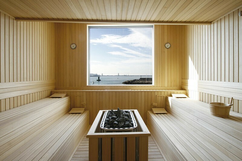 Image média: Grand Sauna public au bord du Lac sur la Plage publique de Vidy-Bellerive 